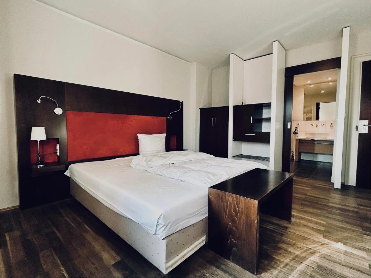 Hotel Brasserie Erlangen Kültér fotó